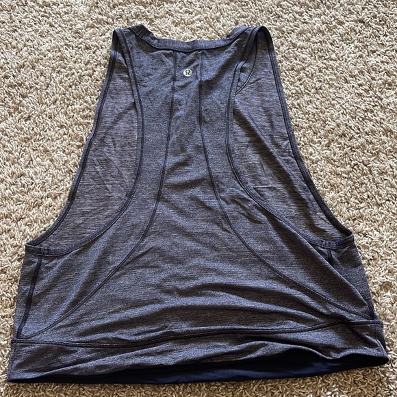 Lululemon tank top small - Picture 4 of 4